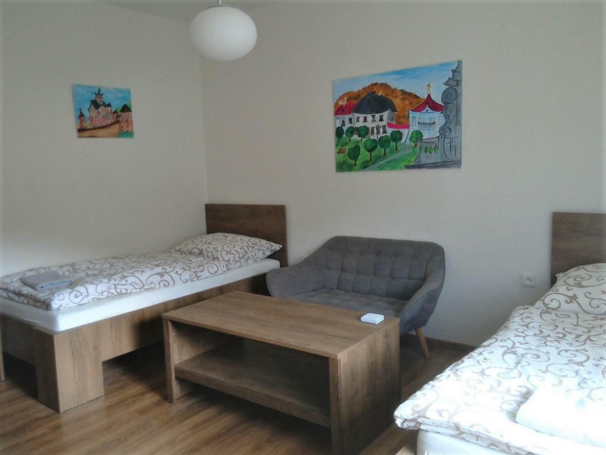 크렘니차 Apartman S Vyhladom 아파트 외부 사진
